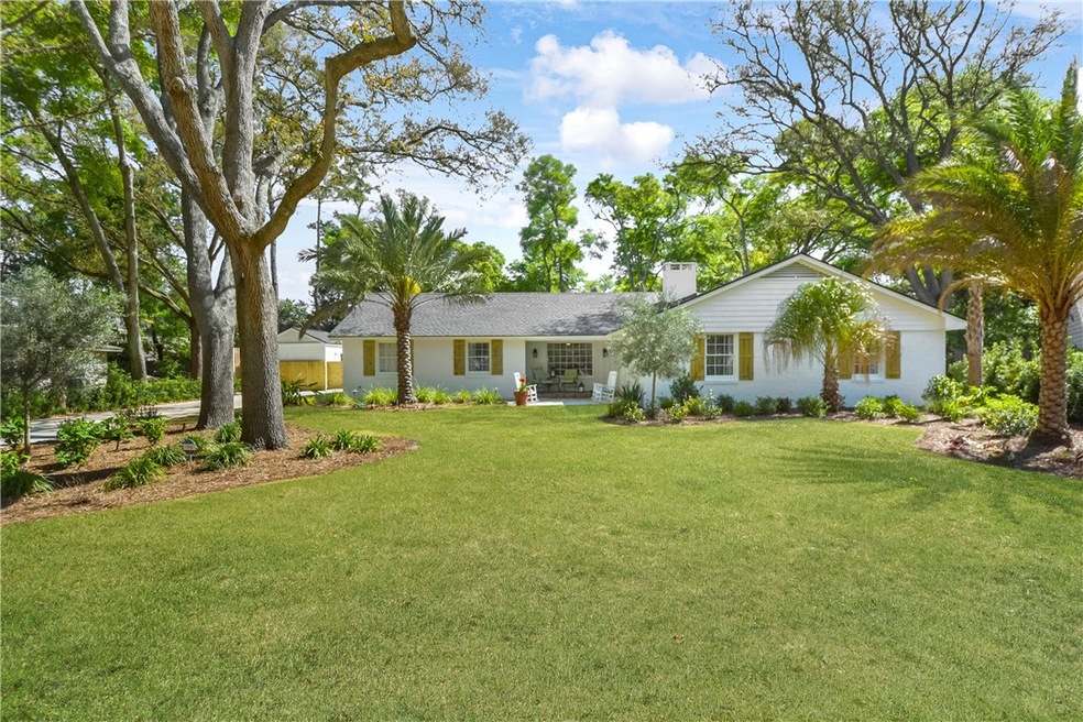 717 Page Ct, Saint Simons Island, GA 31522 - photo 1