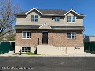exterior elevation photo 345c van name a