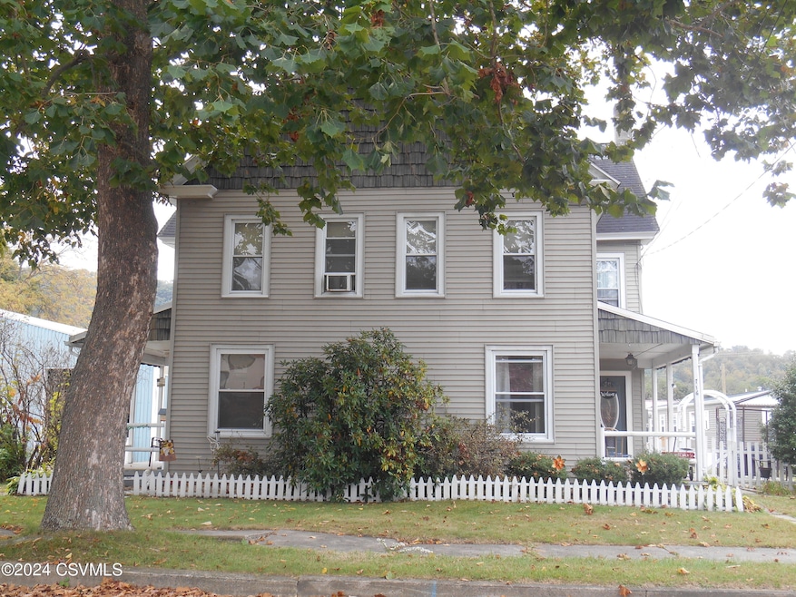 716-718 E. 4th. St.