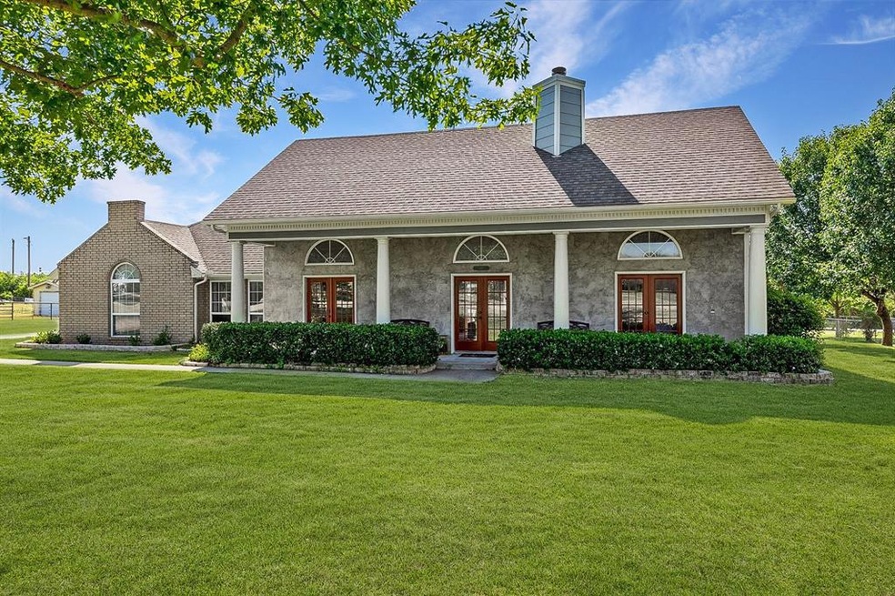 518 Young Bend Rd, Brock, TX 76087 - photo 1