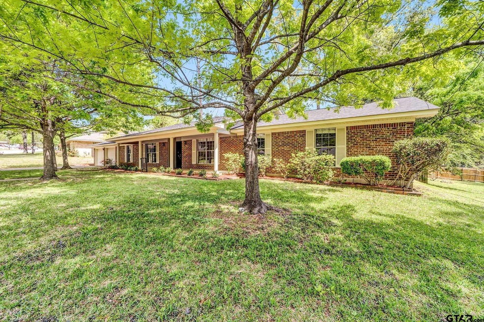 3224 3224 Fry Ave, Tyler, TX 75701 - photo 1