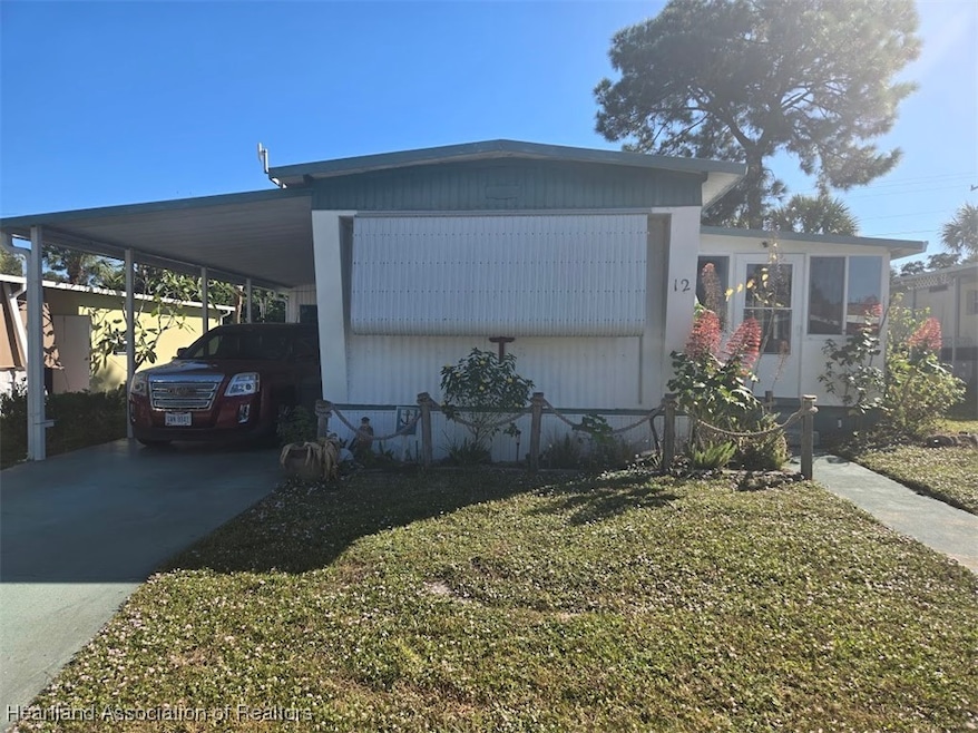 12 Sunrise View, Lake Placid, FL 33852 - photo 1