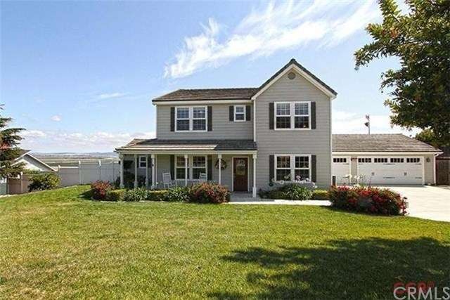 Stunning long range views of the Valley, Dunes and
