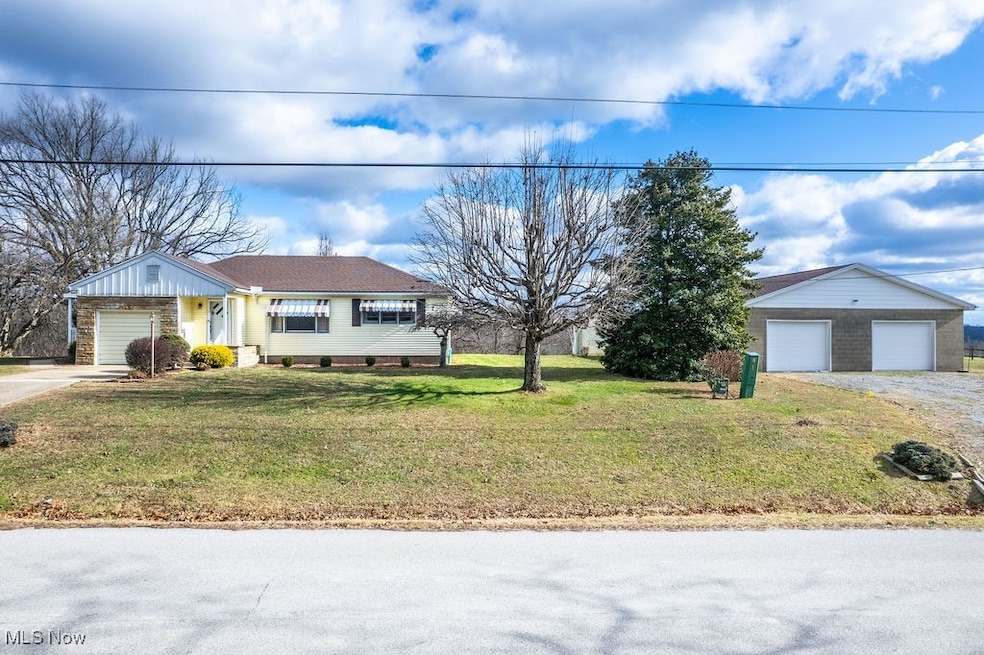 4131 New England Ridge Rd, Washington, WV 26181 - photo 1