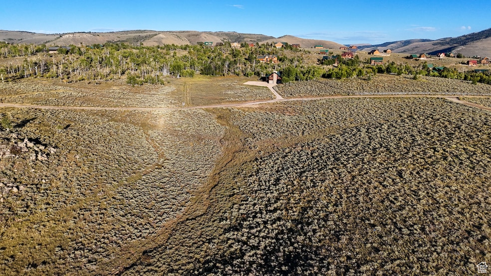 105 Aspen Cove Dr unit 105, Scofield, UT 84526 - photo 1