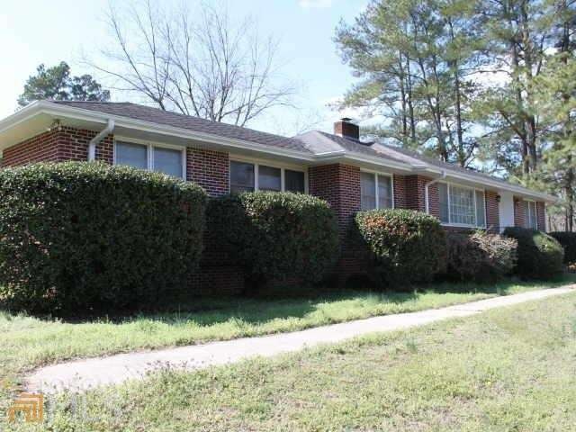 281 Cook St, Royston, GA 30662 - photo 1