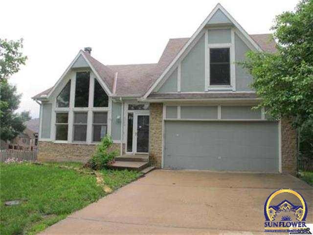 4748 Roundtree Ct, Shawnee, KS 66226 - photo 1