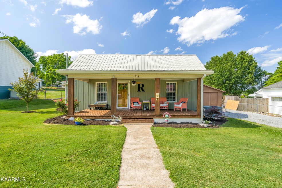 704 Mccaslin Ave, Sweetwater, Tn 37874- Homes.com