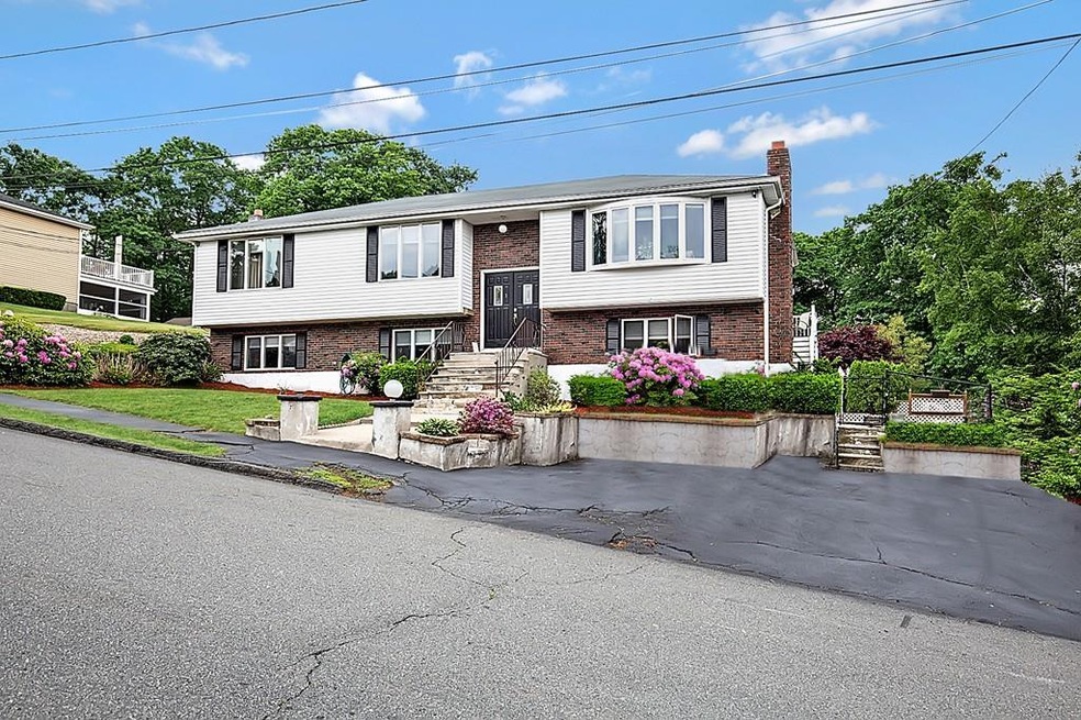 7 Jones Dr, Saugus, MA 01906 - photo 1