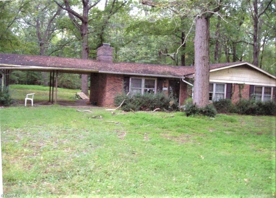 6522 Nc Highway 134, Asheboro, NC 27205 - photo 1