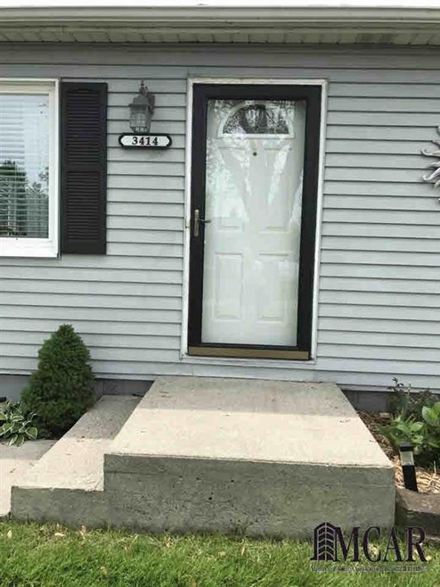 3414 Meadowcrest
