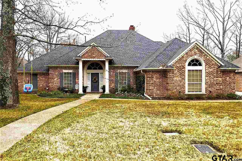 4911 4911 Hallye Ln, Tyler, TX 75703 - photo 1