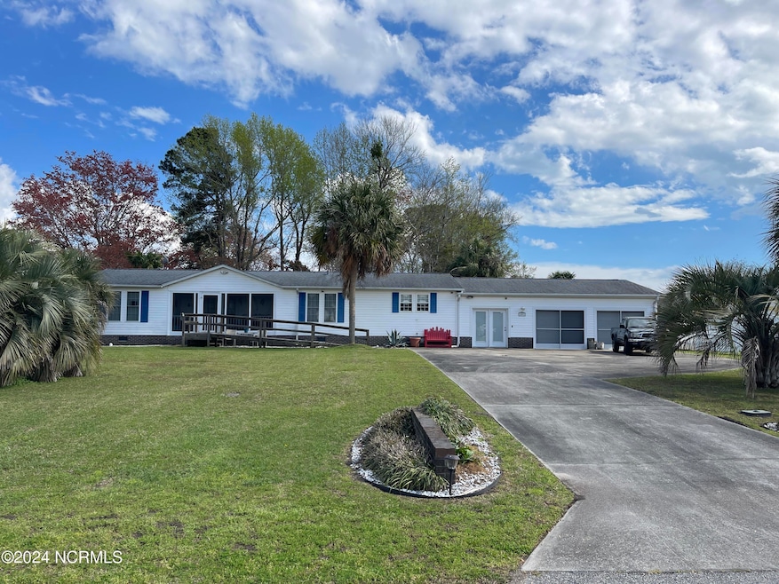 1091 S Clubview Ln, Calabash, NC 28467 - photo 1