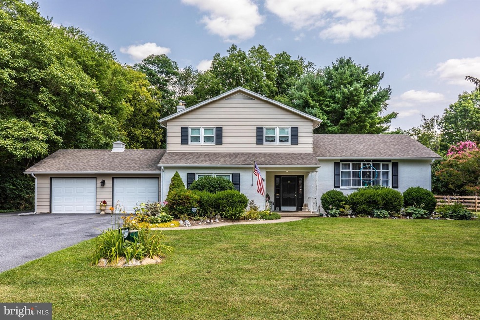 7915 Runnymeade Dr, Frederick, MD 21702 - photo 1