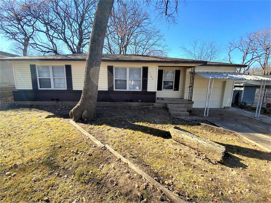 1127 Oak Ridge Dr, Denison, TX 75020 - photo 1