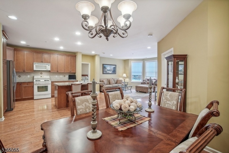 3108 Pointe Gate Dr, Livingston, NJ 07039 - photo 1