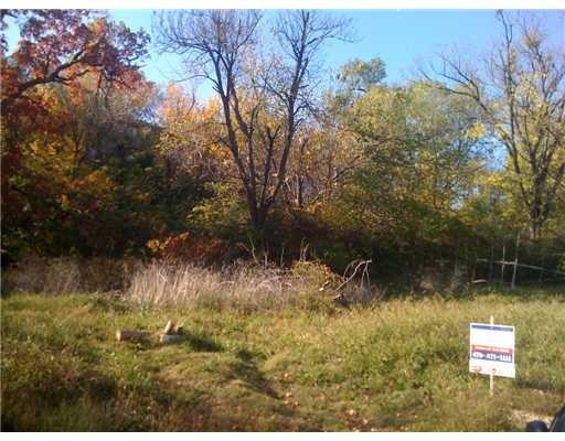 711 N Oakland Ave, Fayetteville, AR 72701 - photo 1