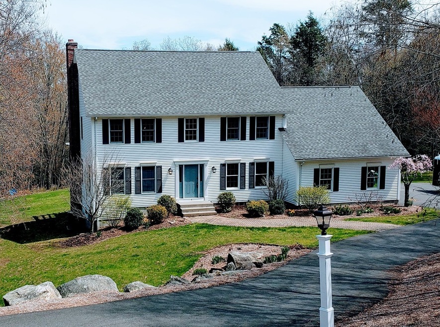 9 Deerfield Dr, Wilbraham, MA 01095 - photo 1