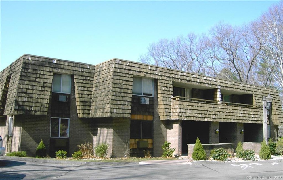 38 Rambling Brook Ln unit C8, Glastonbury, CT 06033 - photo 1