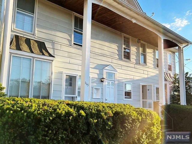 115 W Allendale Ave unit 10, Allendale, NJ 07401 - photo 1