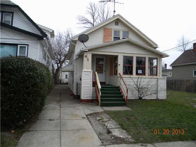 Exterior Front. Front left view. Lot is 30  x 110 