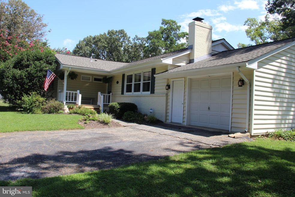 23002 Town Creek Dr, Lexington Park, MD 20653 - photo 1