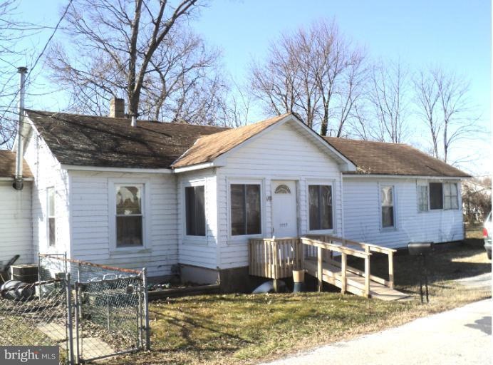 6903 Birdwood Ave, Middle River, MD 21220 - photo 1