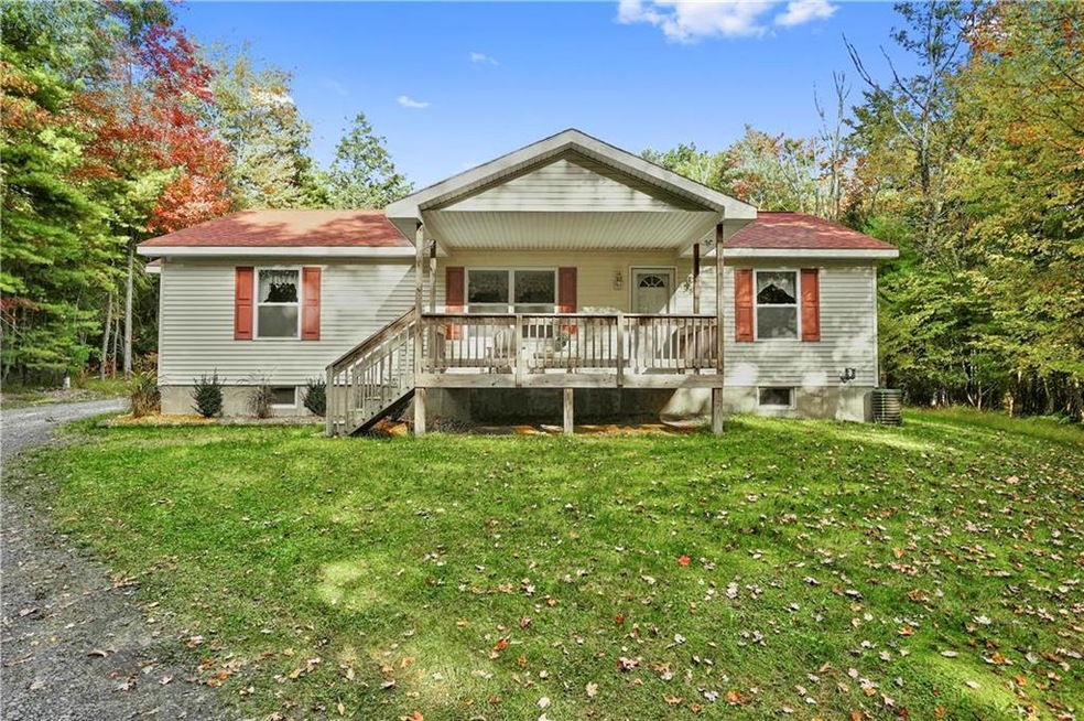 630 Long Mountain Rd, Effort, PA 18330 - photo 1