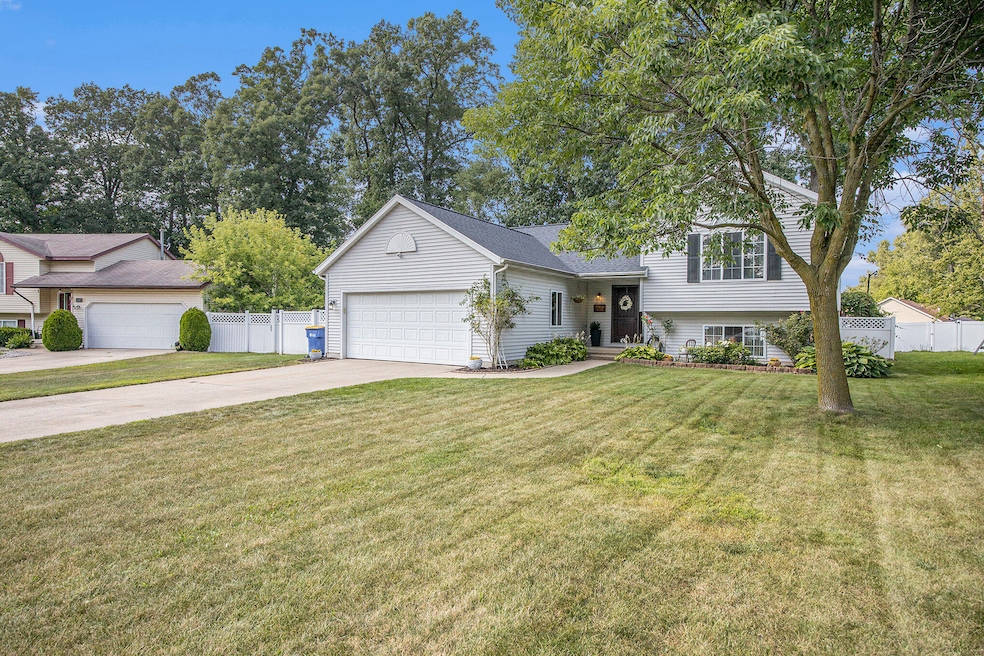Pending $349,900 • Co-Listing Agent