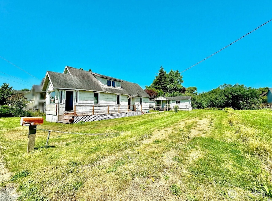 1202 W Perry St, Aberdeen, WA 98520 - photo 1