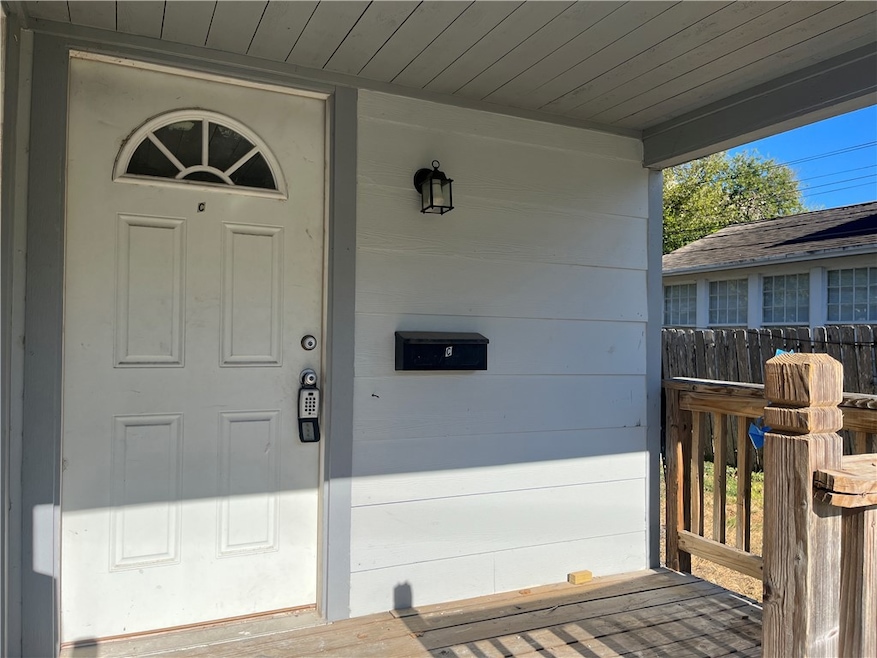 3412 Denver Ave unit C, Corpus Christi, TX 78411 - photo 1