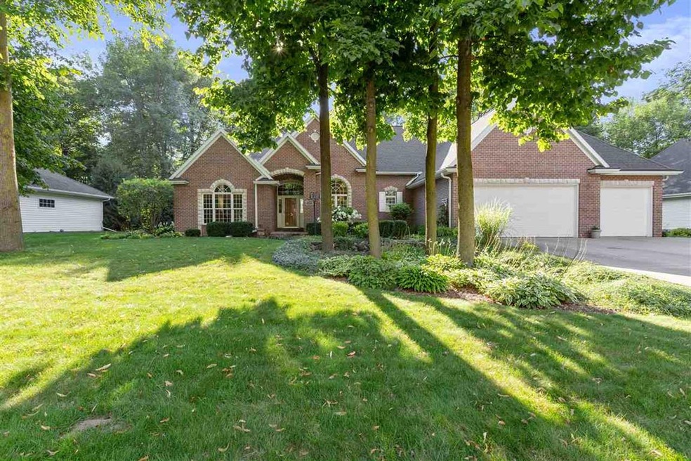 N9419 Dusty Dr, Appleton, WI 54915 - photo 1