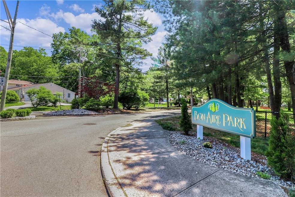 44 Bon Aire Cir unit 1913, Suffern, NY 10901 - photo 1