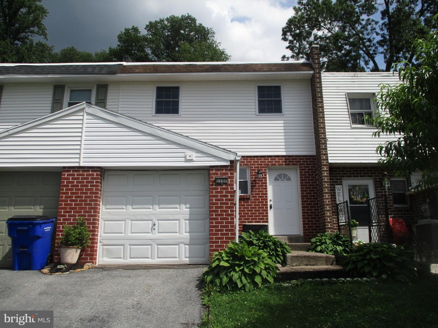 1158 Fox Run, Reading, PA 19606 - photo 1