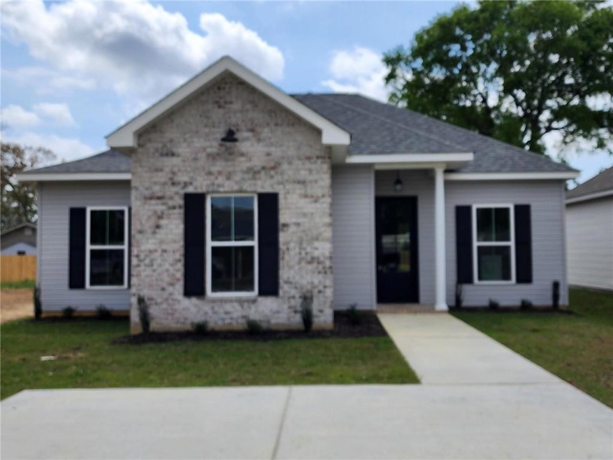 1542 Alice Ave, Slidell, LA 70458 - photo 1