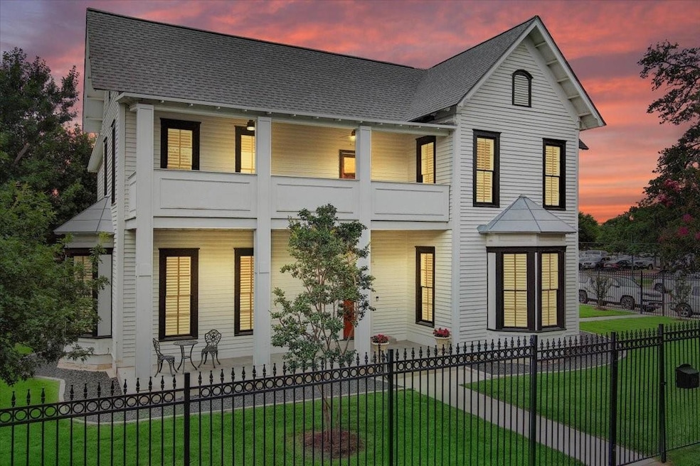 Sold • Co-Listing Agent