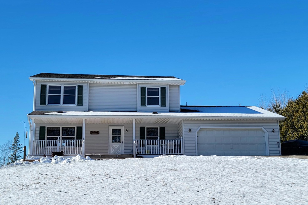 N1064 Boundary Rd.  (8)