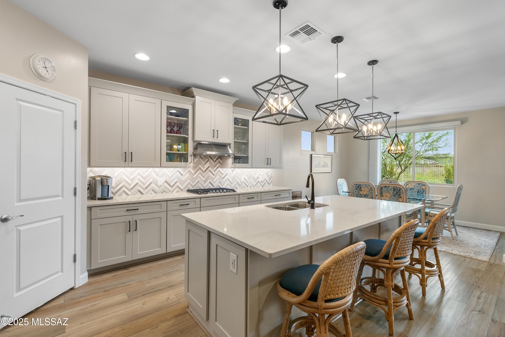 11485 N Desert Calico Loop, Tucson, AZ 85742 - photo 1