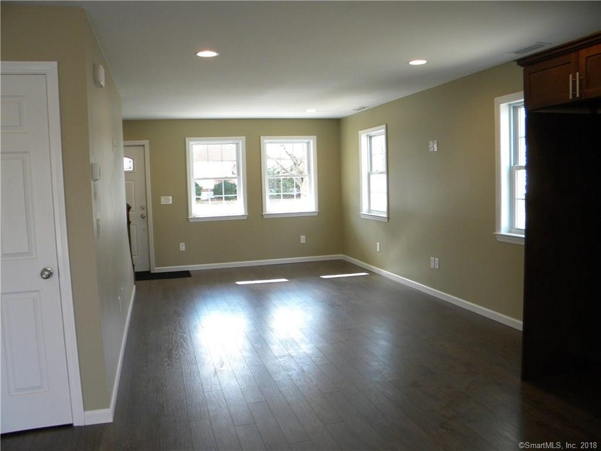 103 N Hoadley St, Naugatuck, CT 06770 - photo 1