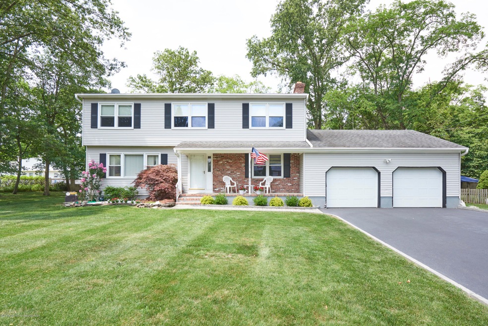 2010 Oakhurst Pkwy, Oakhurst, NJ 07755 - photo 1