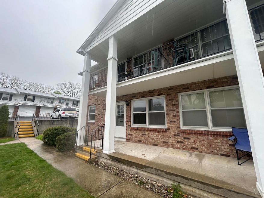 2140 Banner Dr SW, Wyoming, MI 49509 - photo 1