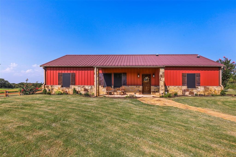 532 County Road 1110, Decatur, TX 76234 - photo 1