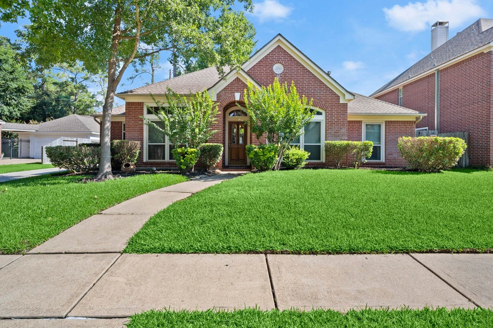 11414 Lakewood Cove, Houston, TX 77070 - photo 1