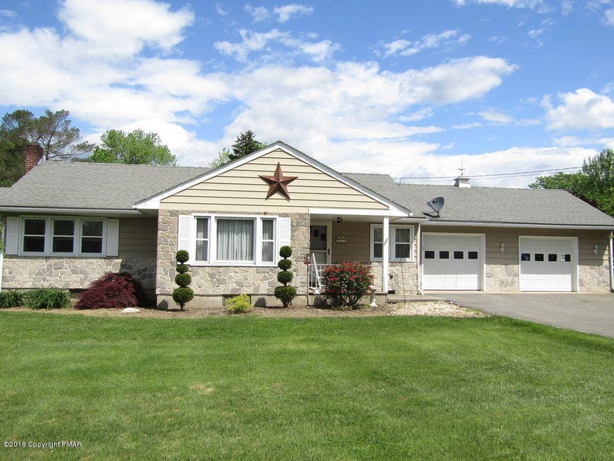 317 Spruce St, Walnutport, PA 18088 - photo 1