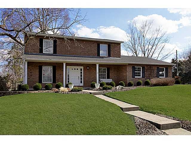 5812 Rocky Rill Rd, Columbus, OH 43235 - photo 1