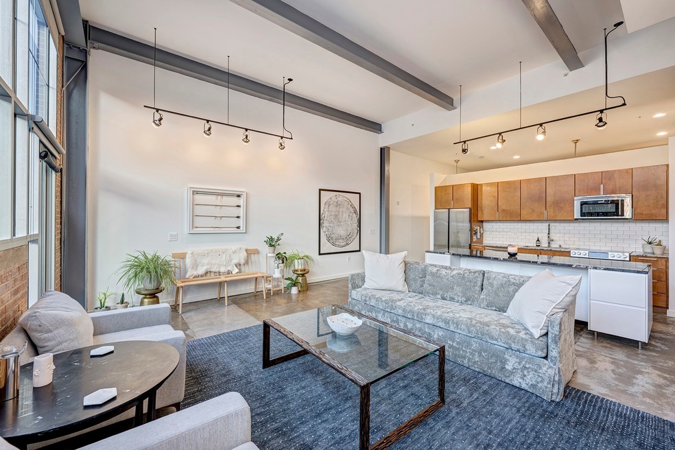 Welcome to unit 122 in the historic Live Oak Lofts