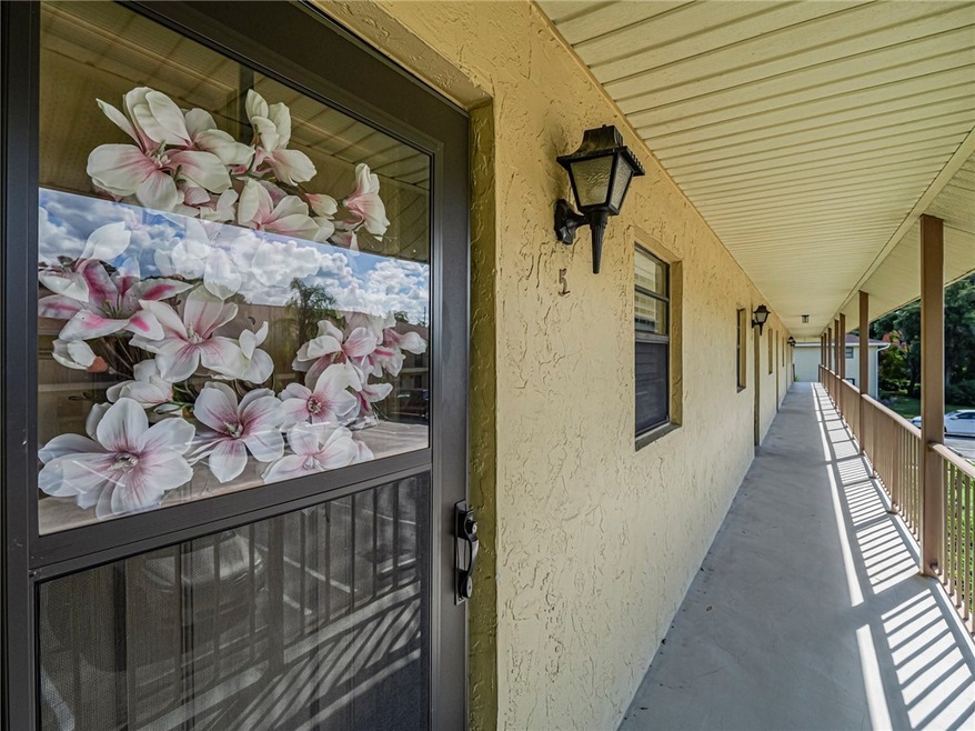 400 18th St unit 5, Vero Beach, FL 32960 - photo 1