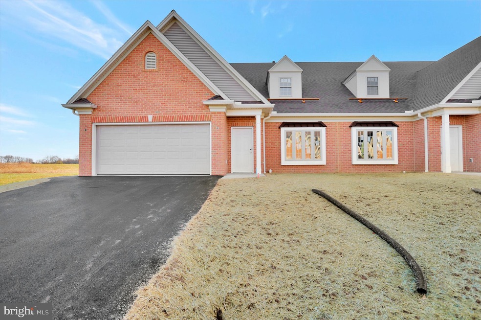 13849 Ideal Cir, Hagerstown, MD 21742 - photo 1