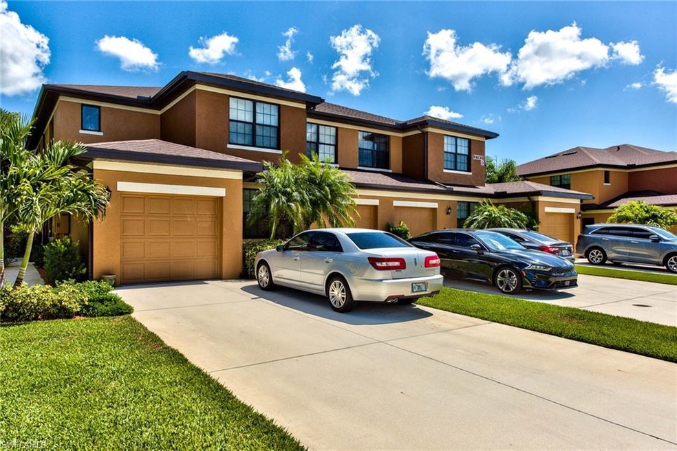 Welcome to 3782 Pino Vista Way #3!