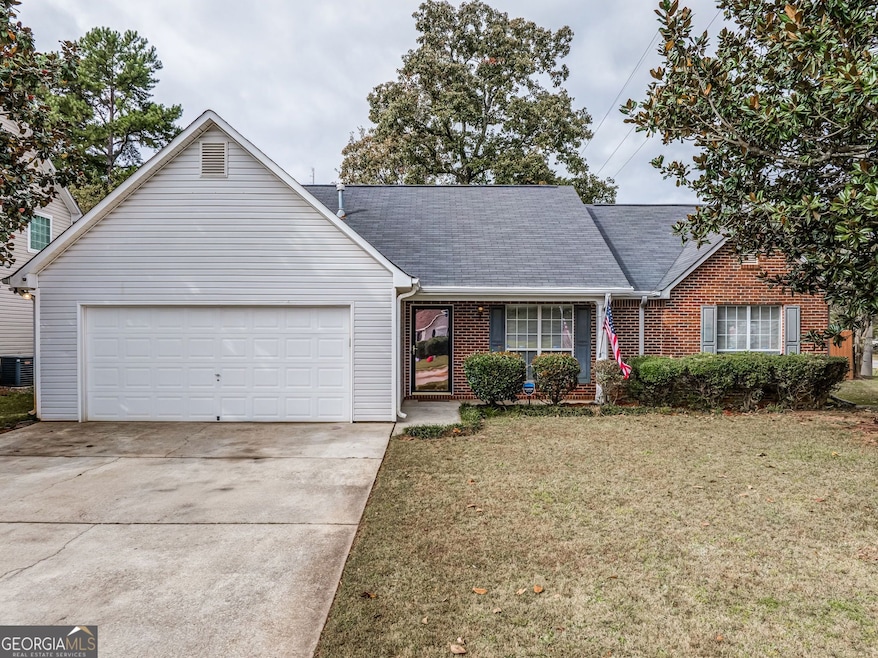 5155 Towne Park Dr, McDonough, GA 30252 - photo 1